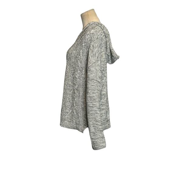 Gray knit long sleeves hoodie sweater size large - Picture 6 of 15